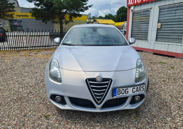 Alfa Romeo Giulietta cena 29900 przebieg: 252953, rok produkcji 2015 z Recz małe 232